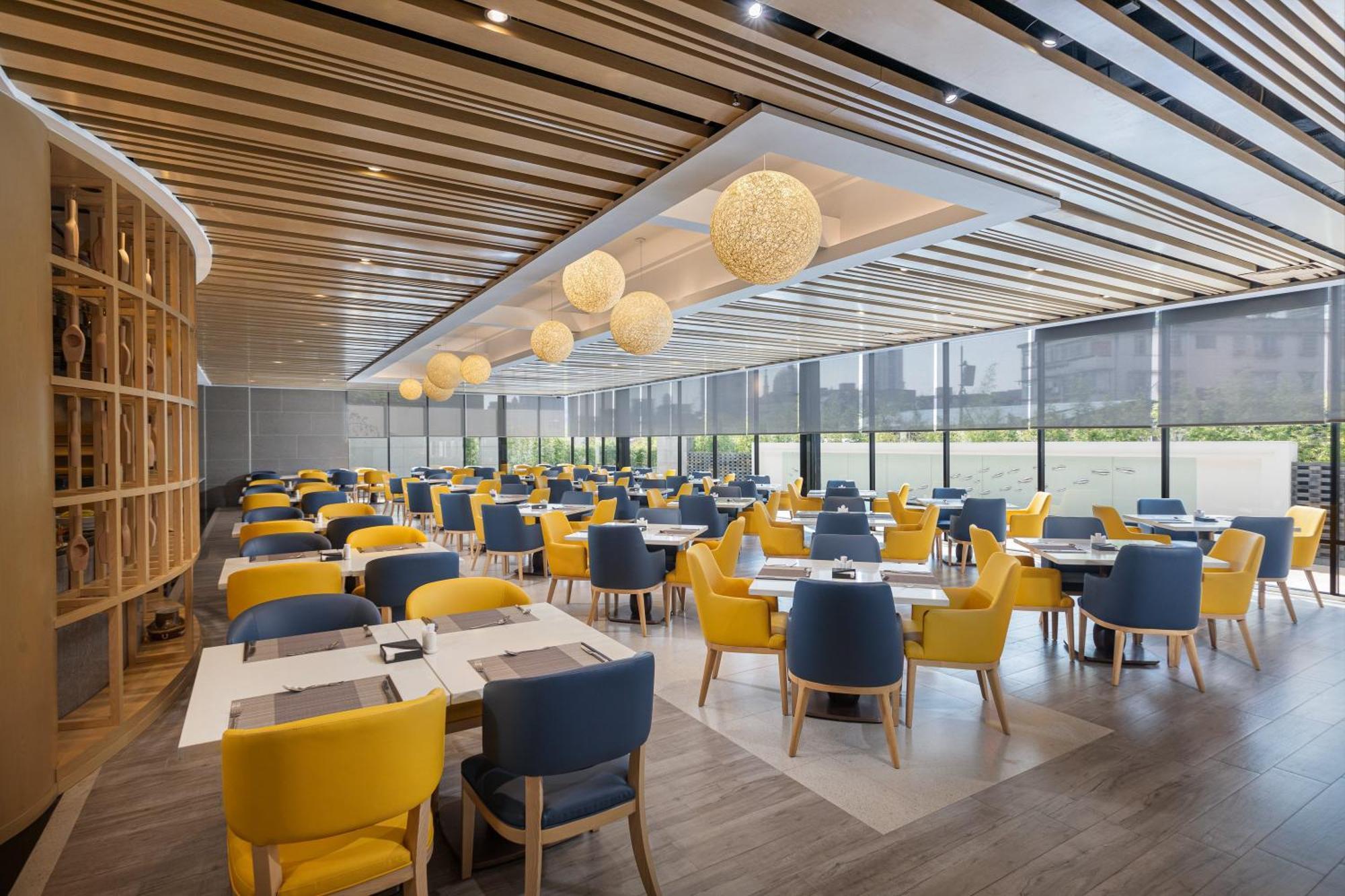 Voco Guangzhou Shifu By Ihg Hotel Екстериор снимка