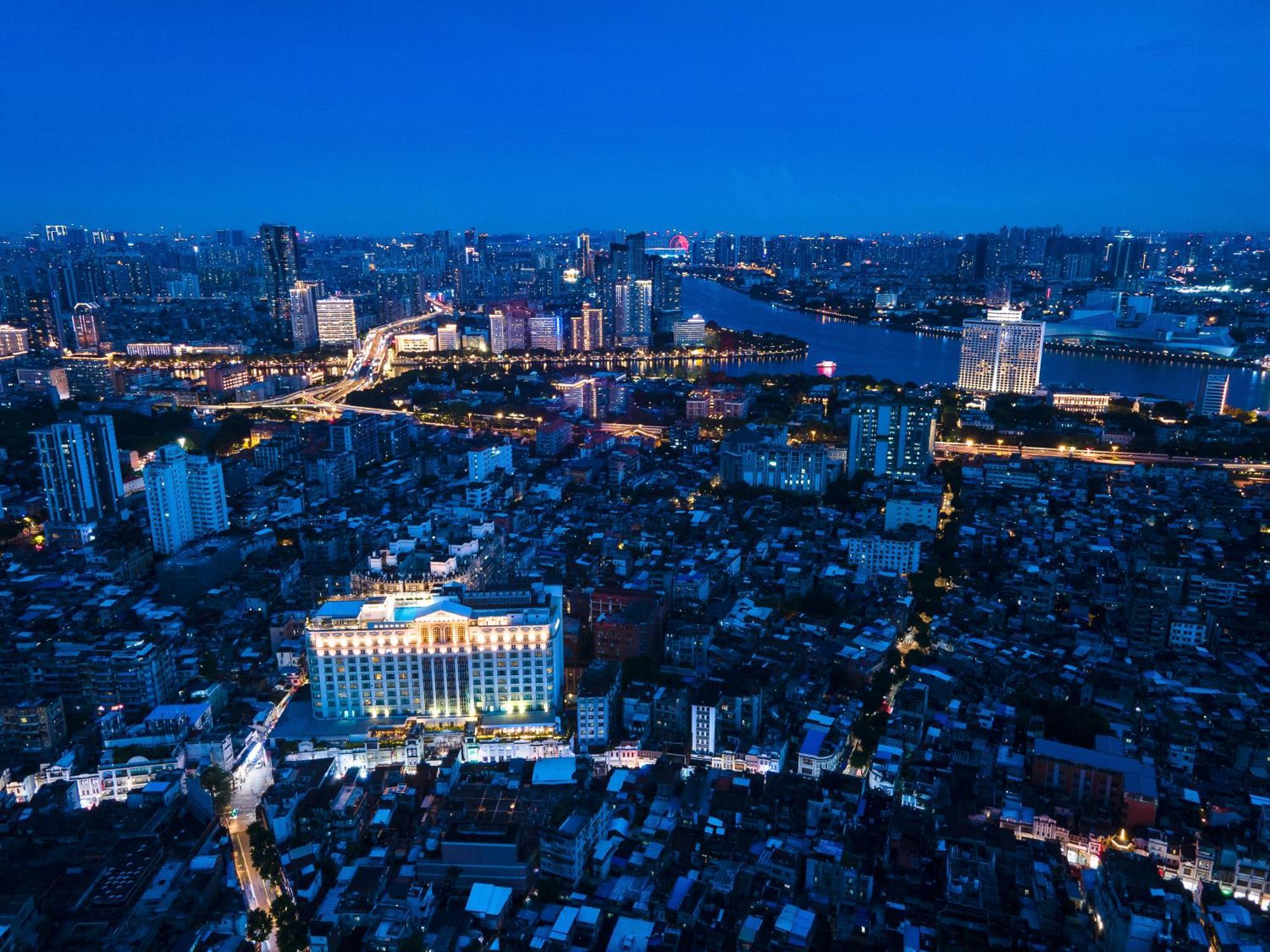 Voco Guangzhou Shifu By Ihg Hotel Екстериор снимка
