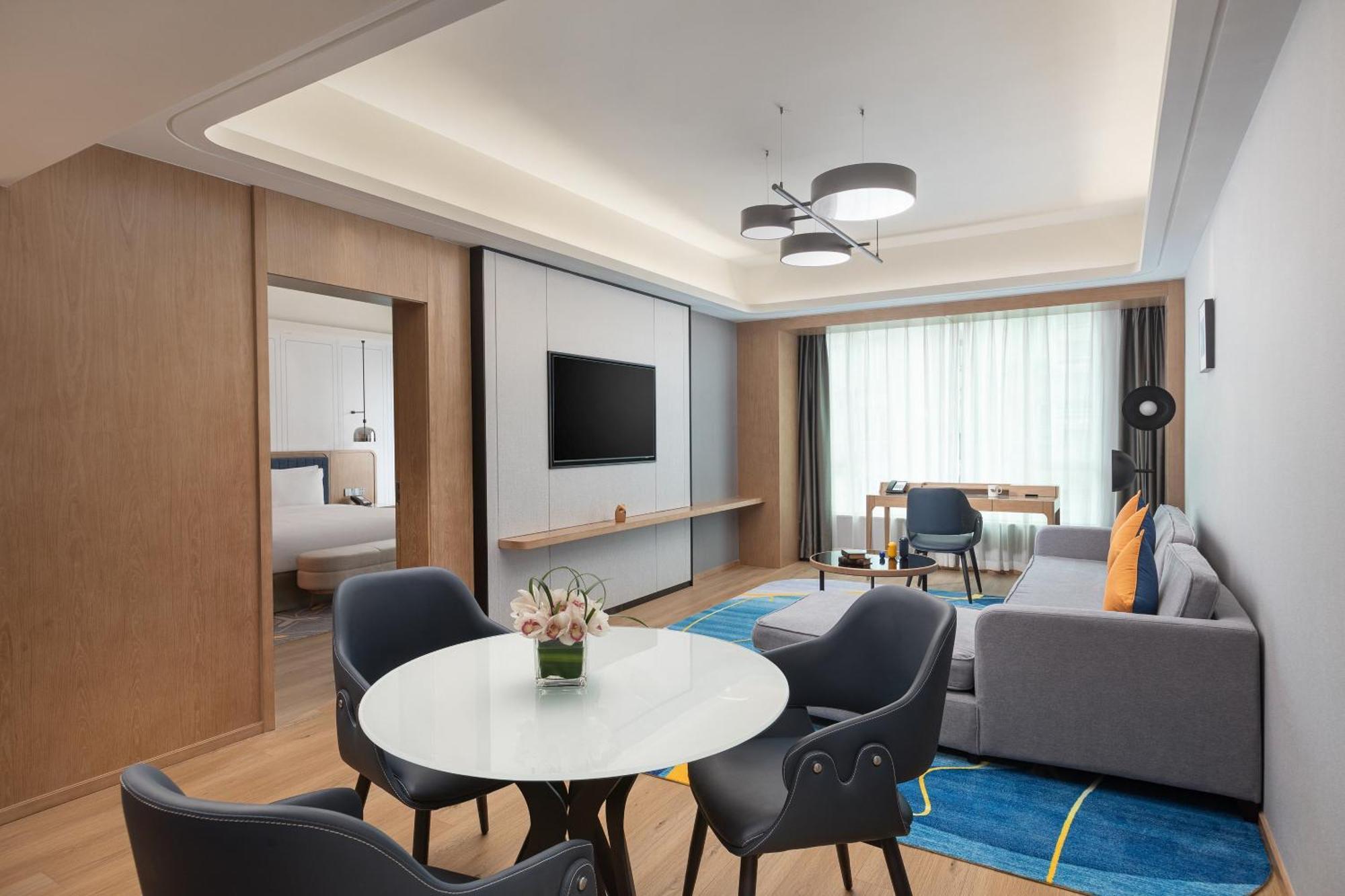 Voco Guangzhou Shifu By Ihg Hotel Екстериор снимка