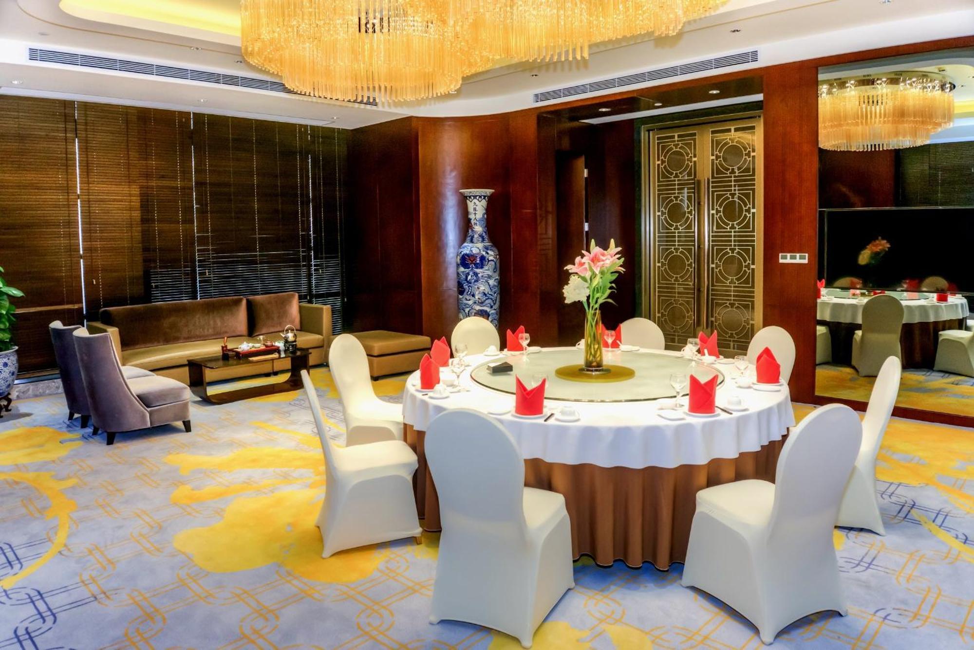 Voco Guangzhou Shifu By Ihg Hotel Екстериор снимка